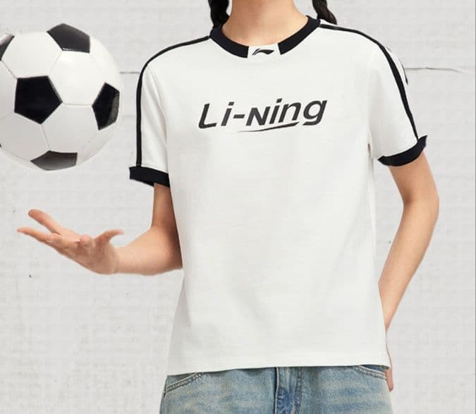白Tシャツ レディース スポーティ爽快ラインデザイン