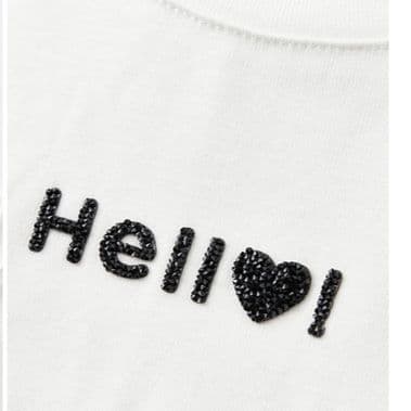 白Tシャツ ハロー胸元メッセージ半袖トップス