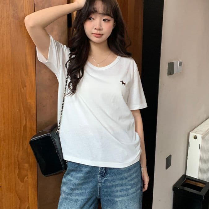 白Tシャツ 小さな犬刺繍入りゆったり丸首半袖トップス