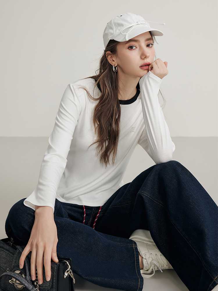 白Tシャツ レディース すっきり着こなすバイカラー長袖トップス