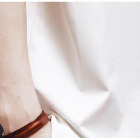 白Tシャツ ゆったりシルエット無地半袖丸首Tシャツ