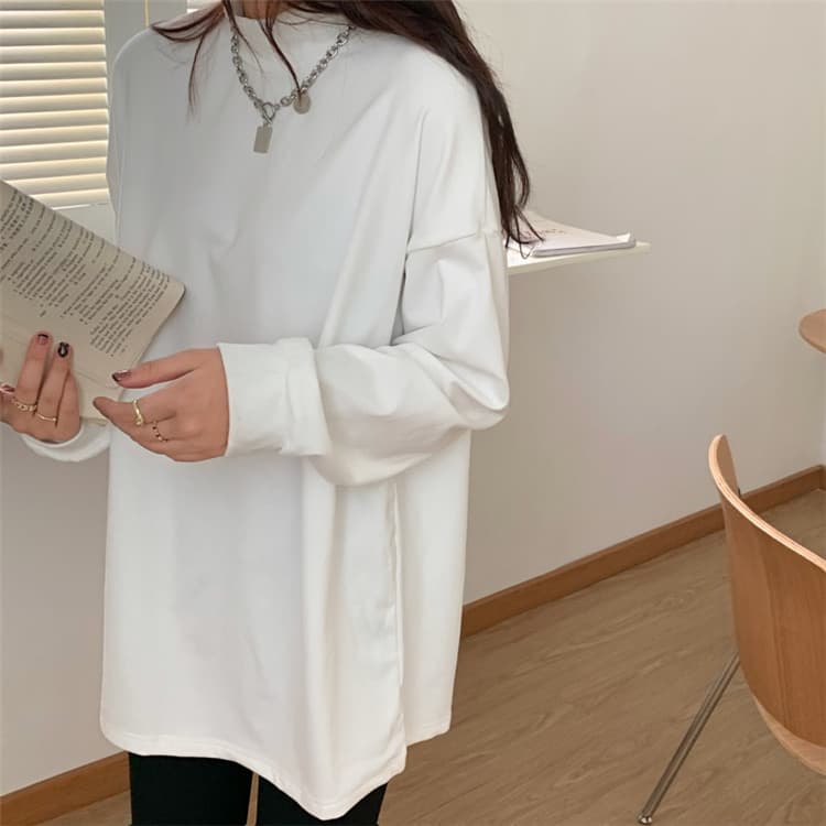 白Tシャツ 体型カバー白長袖タートルネックトップス