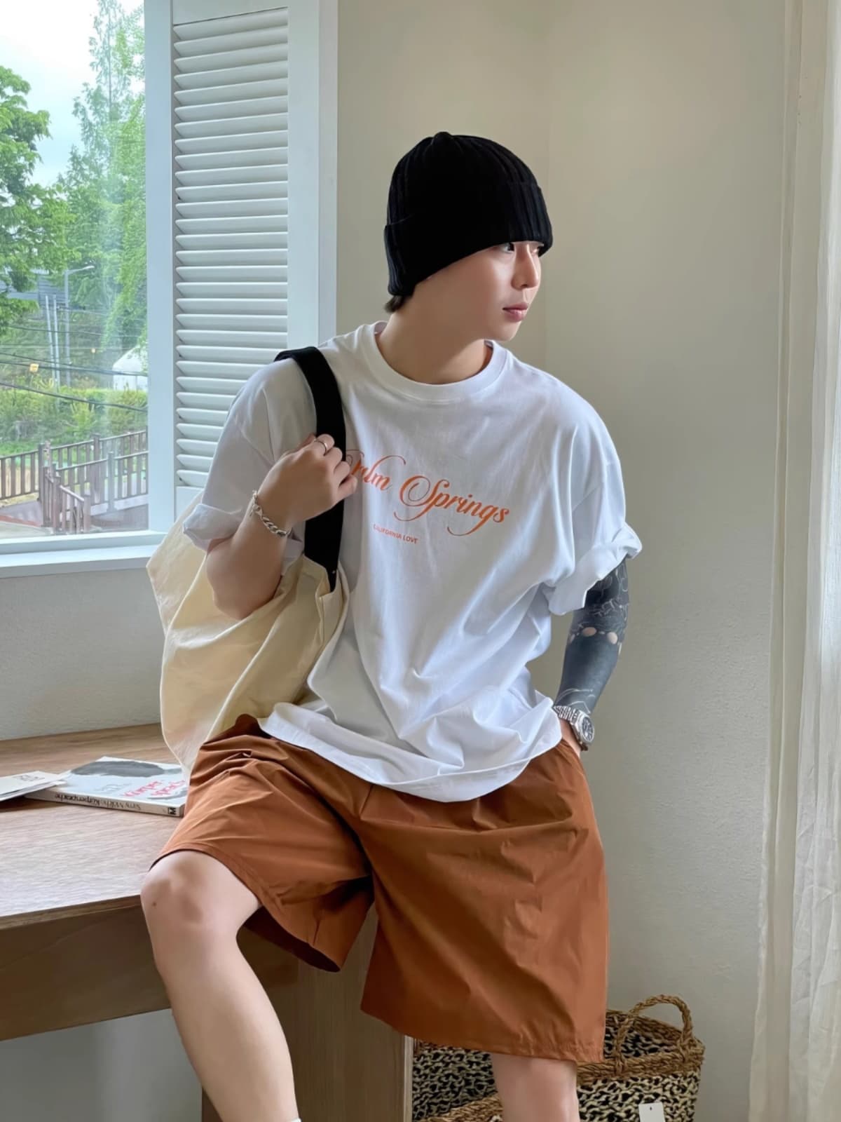 白Tシャツ メンズ 南国リゾート風プリント半袖シャツ