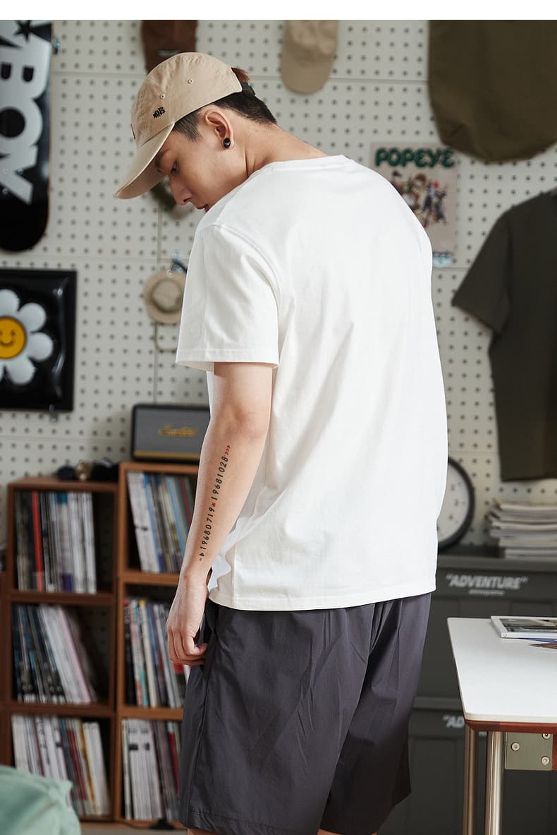 白Tシャツ メンズ くじ引き風プリント半袖