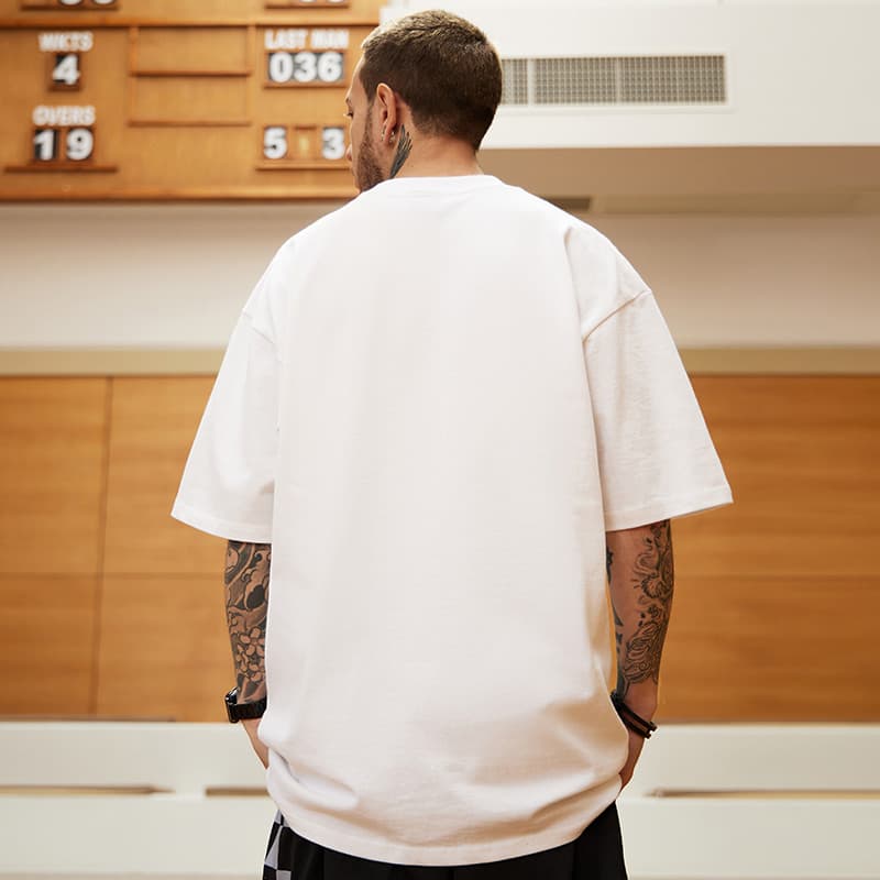 白Tシャツ ゆったりシルエット半袖カットソー