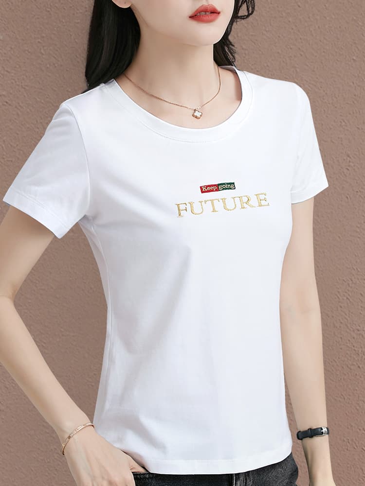 白Tシャツ 未来へ続く刺繍入り丸首半袖