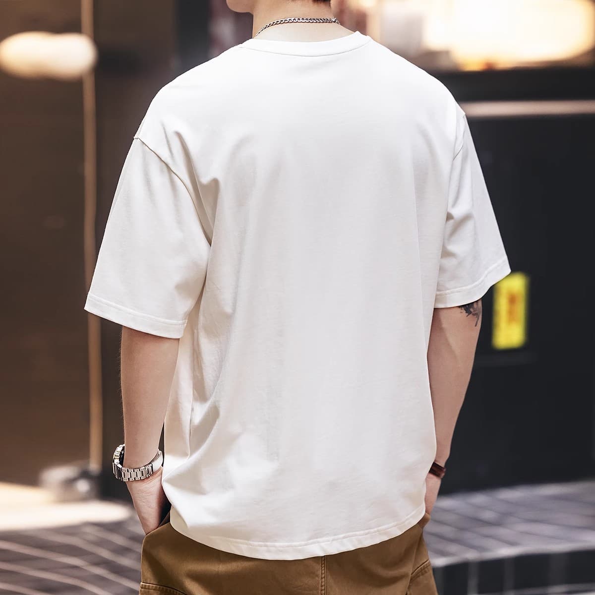 白Tシャツ ゆったりシルエット無地半袖丸首Tシャツ