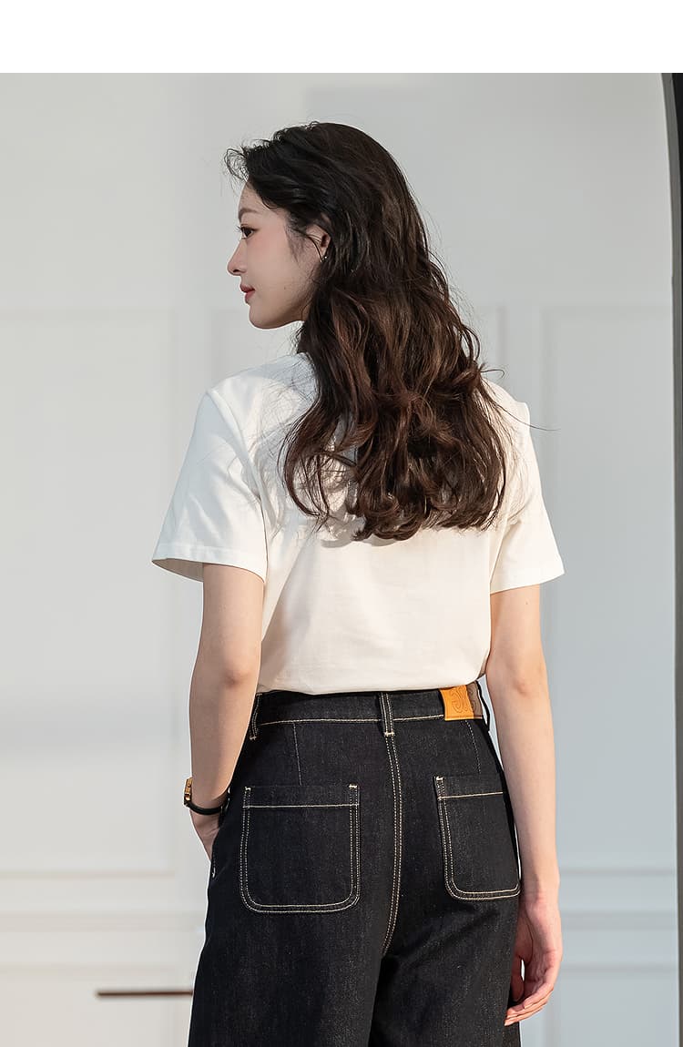 白Tシャツ レディース 小花刺繍クルーネック半袖カットソー