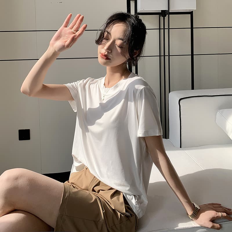 白Tシャツ レディース なめらか肌触りシンプル半袖