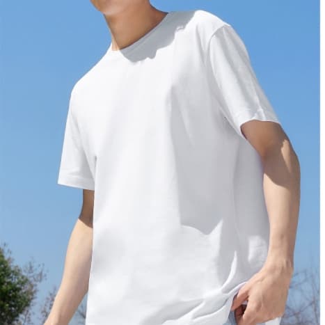 白Tシャツ 爽やか夏空 無地白半袖シャツ シンプル定番