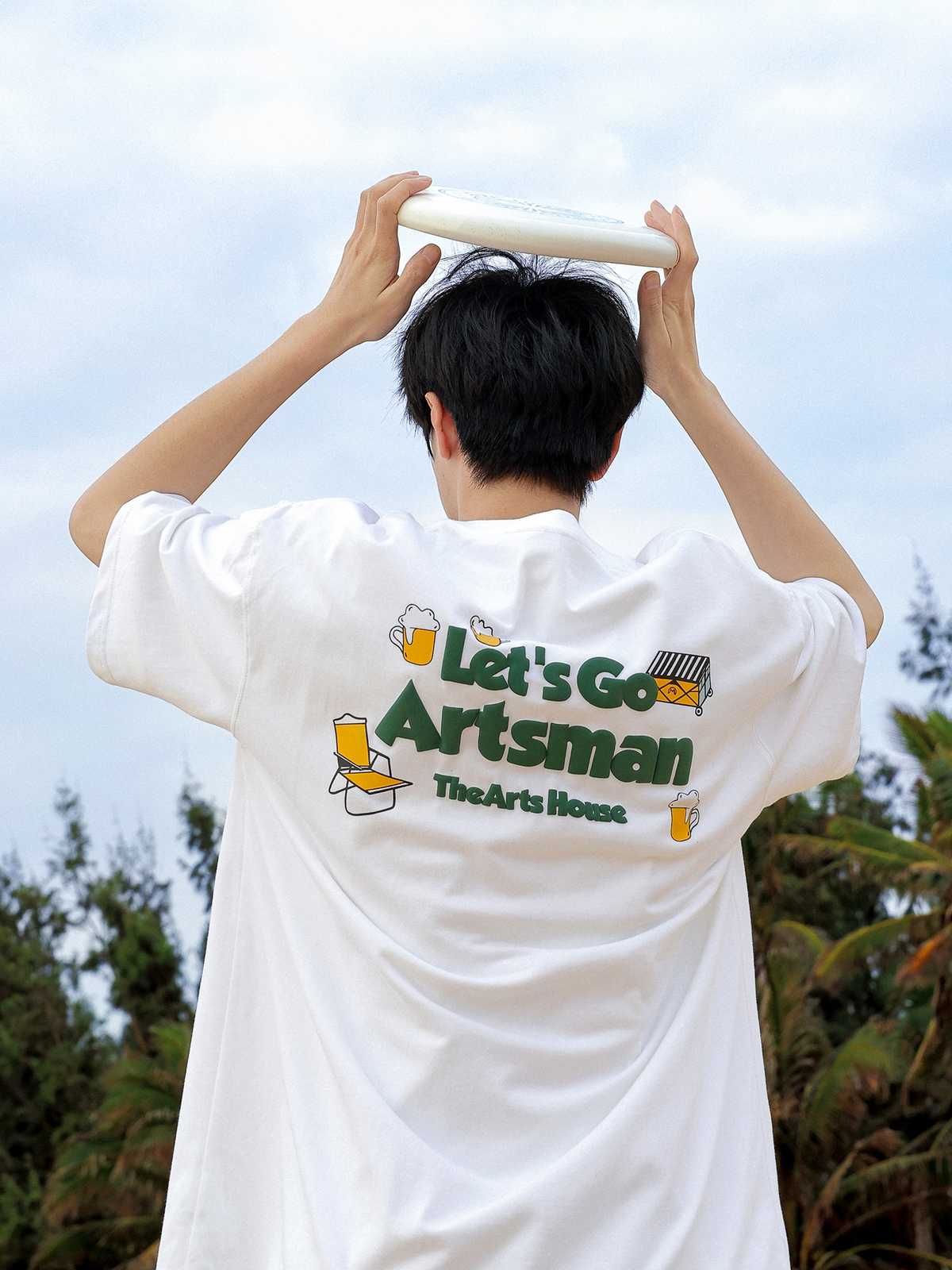 白Tシャツ メンズ 休日 バックプリント半袖