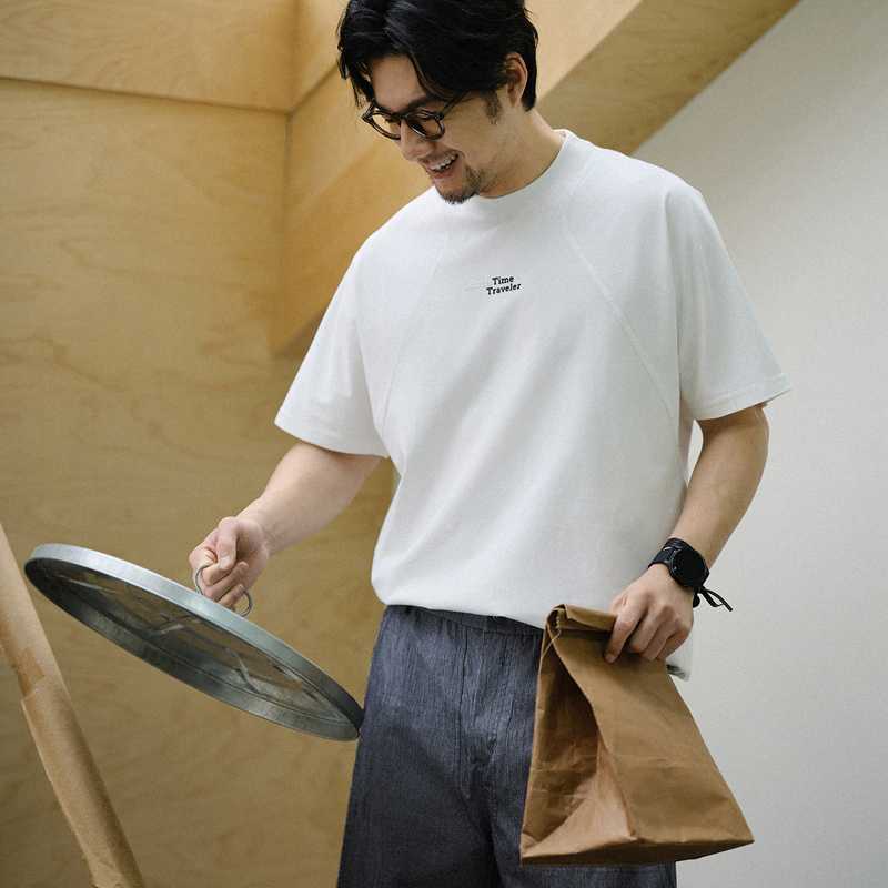 白Tシャツ メンズ 胸元刺繍入り立体縫製半袖カットソー