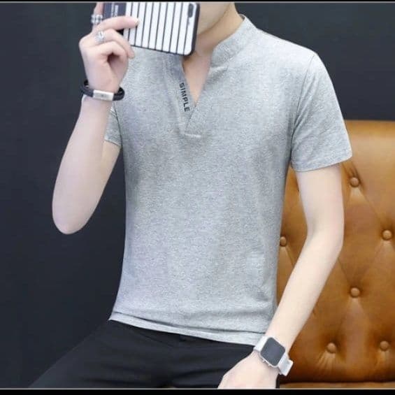 白Tシャツメンズ スタンドカラー半袖ロゴ入りカジュアルシャツ