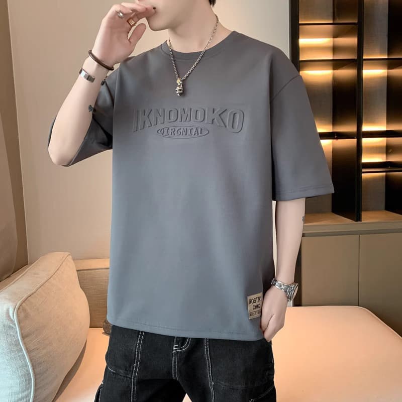 白Tシャツ メンズ 立体ロゴ入り半袖クルーネック