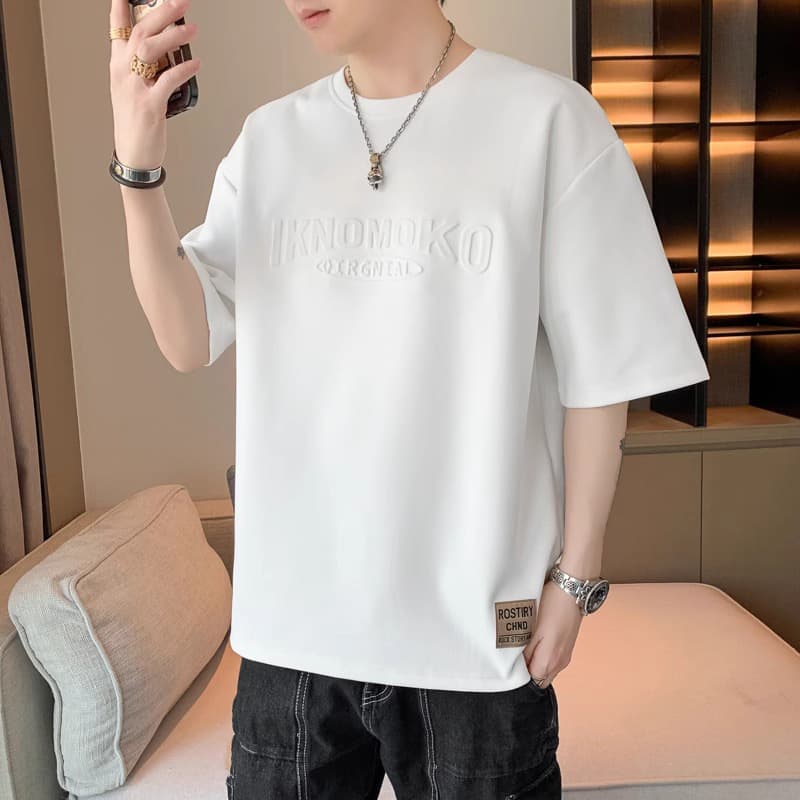白Tシャツ メンズ 立体ロゴ入り半袖クルーネック