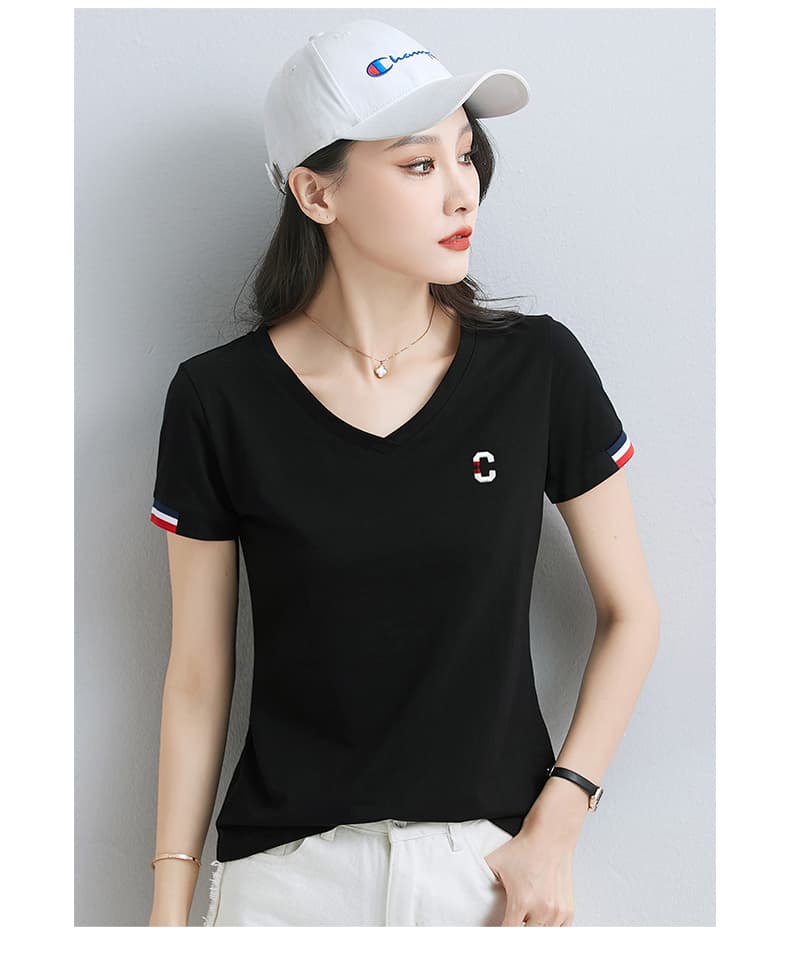 白Tシャツ トリコロール刺繍入り細身Vネック