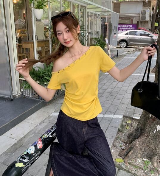 白Tシャツ 半袖オフショルダー白カットソー レディース