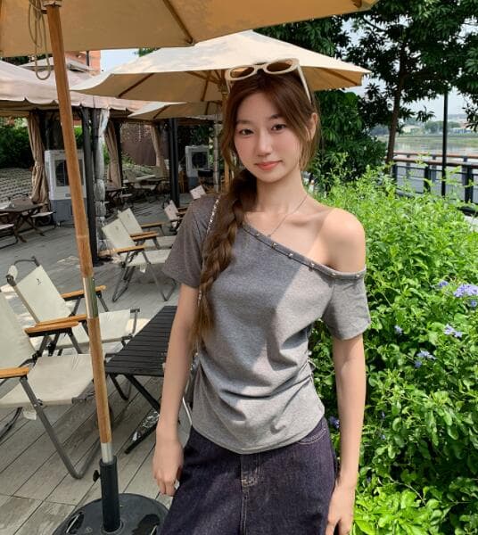 白Tシャツ 半袖オフショルダー白カットソー レディース